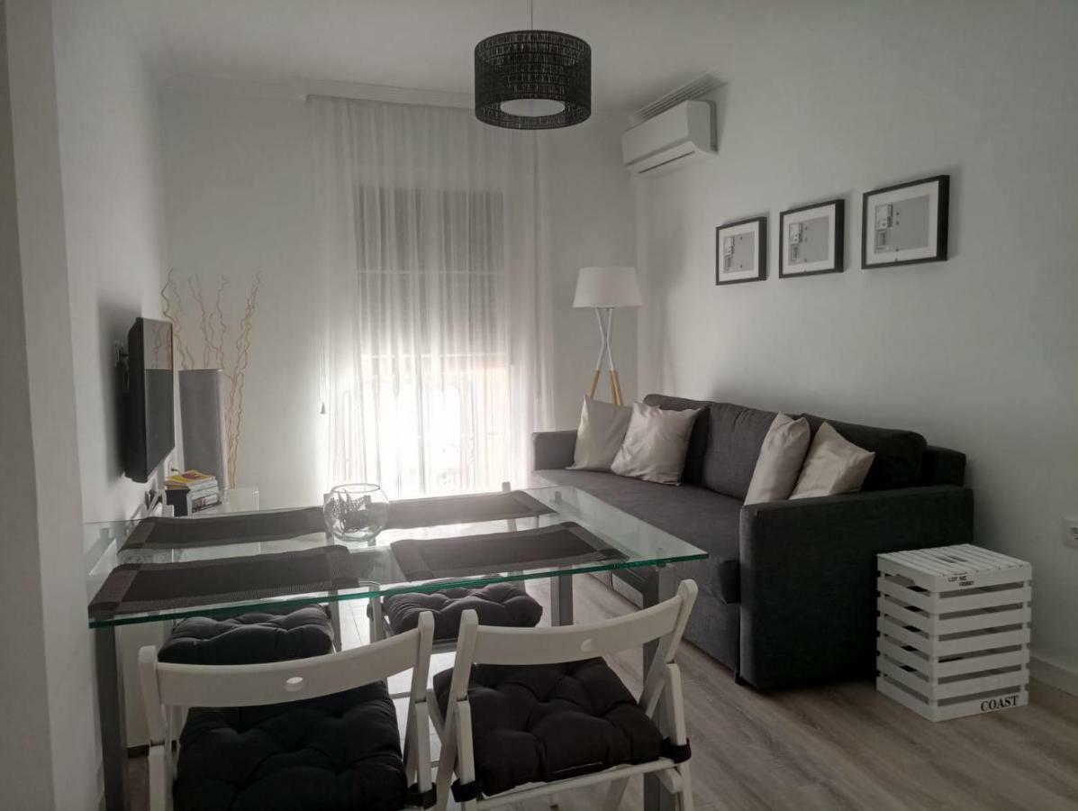 Apartamento Vega Appartement Baena Buitenkant foto